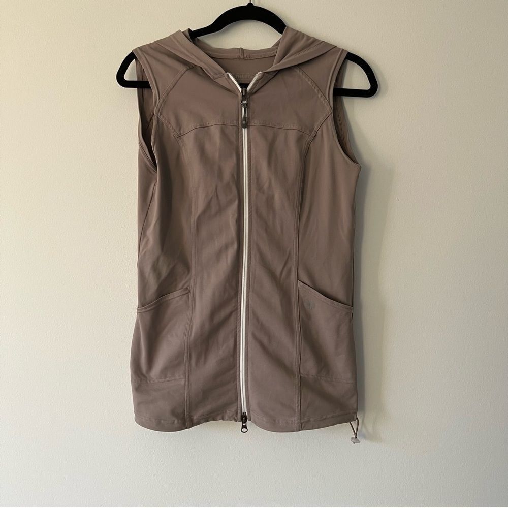 Athleta Mauve Gray Hooded Zip-Up Vest S Longline Lightweight Athletic Jacket